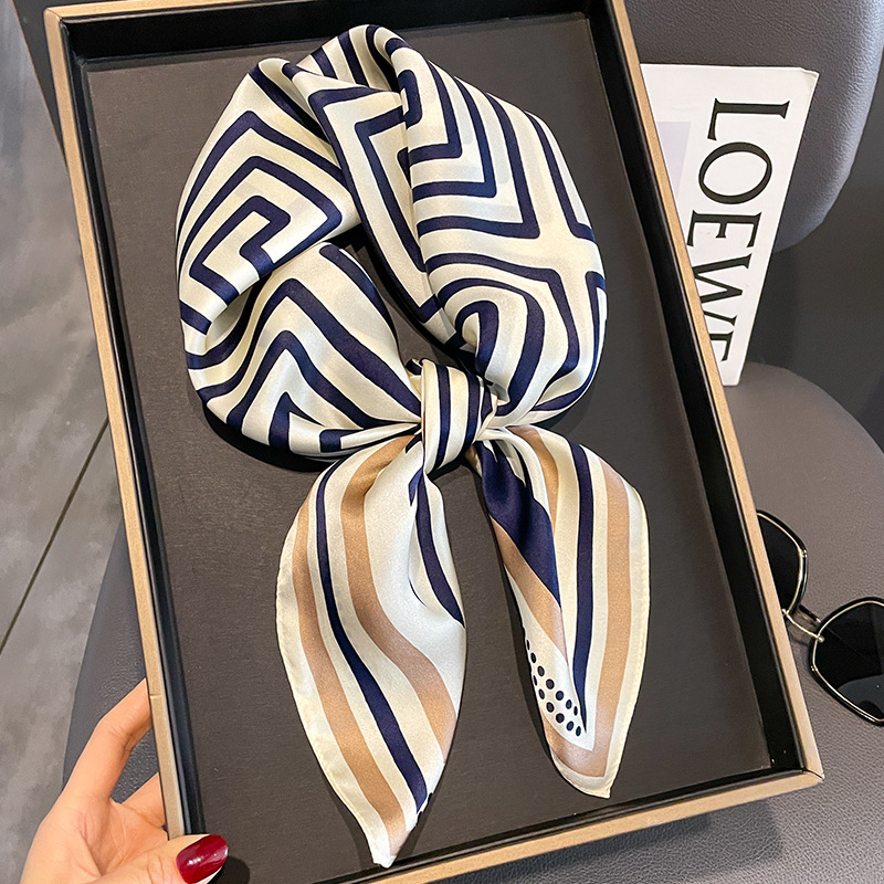 Luxus Marke Halstuch Frühling  – Luxury Skincare Headband Bewertung und Preis
